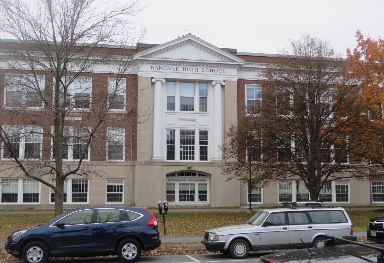 The front facade of Hanover High School in Hanover, New Hampshire